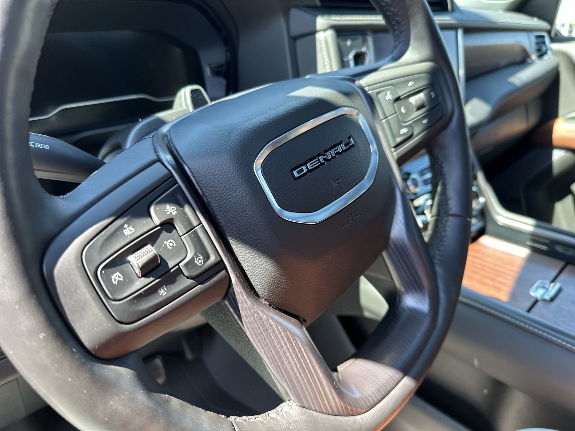 Certified 2023 GMC Yukon Denali Ultimate AWD/4WD image 14