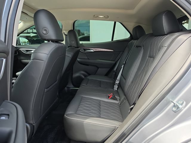 Certified 2021 Buick Envision Avenir w/ Technology Package II FWD image 15