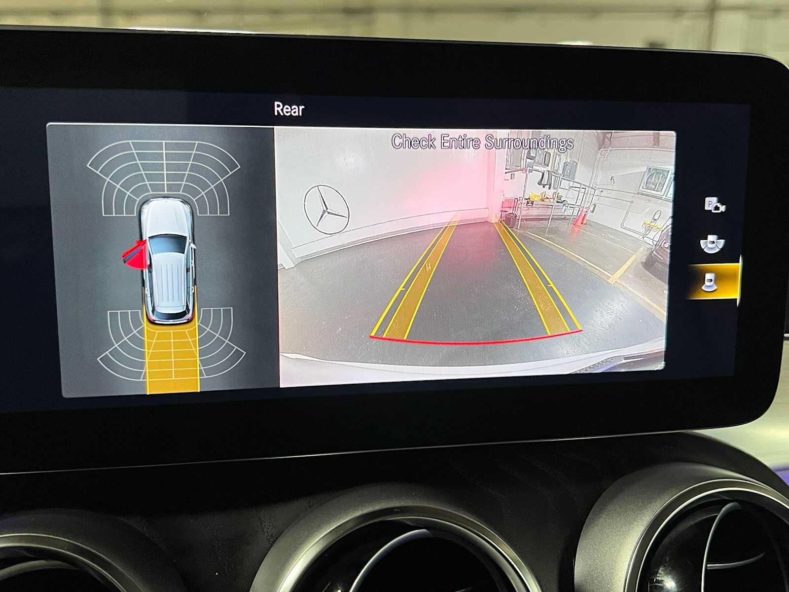 Used 2022 Mercedes-Benz GLC 300 4MATIC image 41