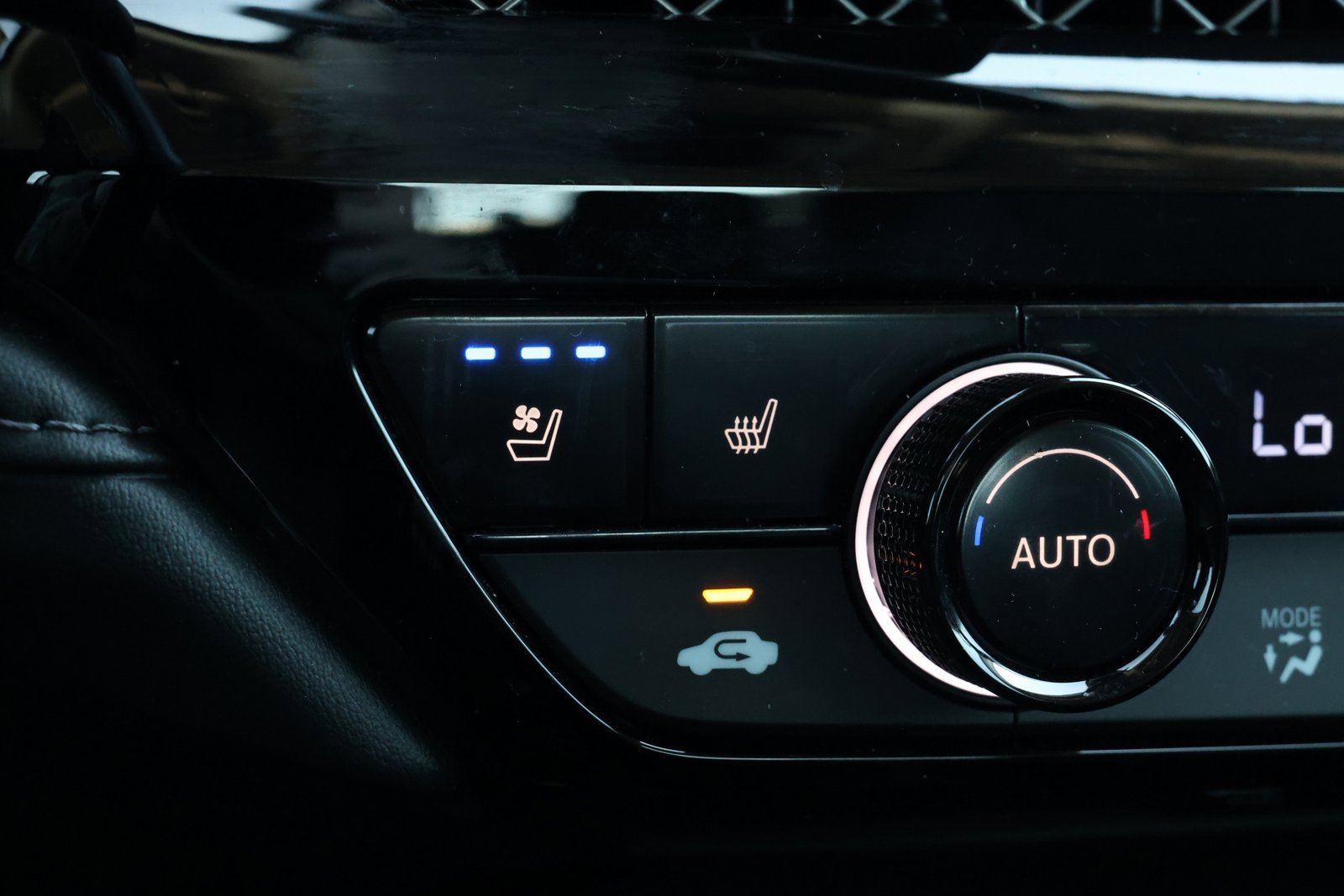 Used 2023 Honda Accord Touring image 4