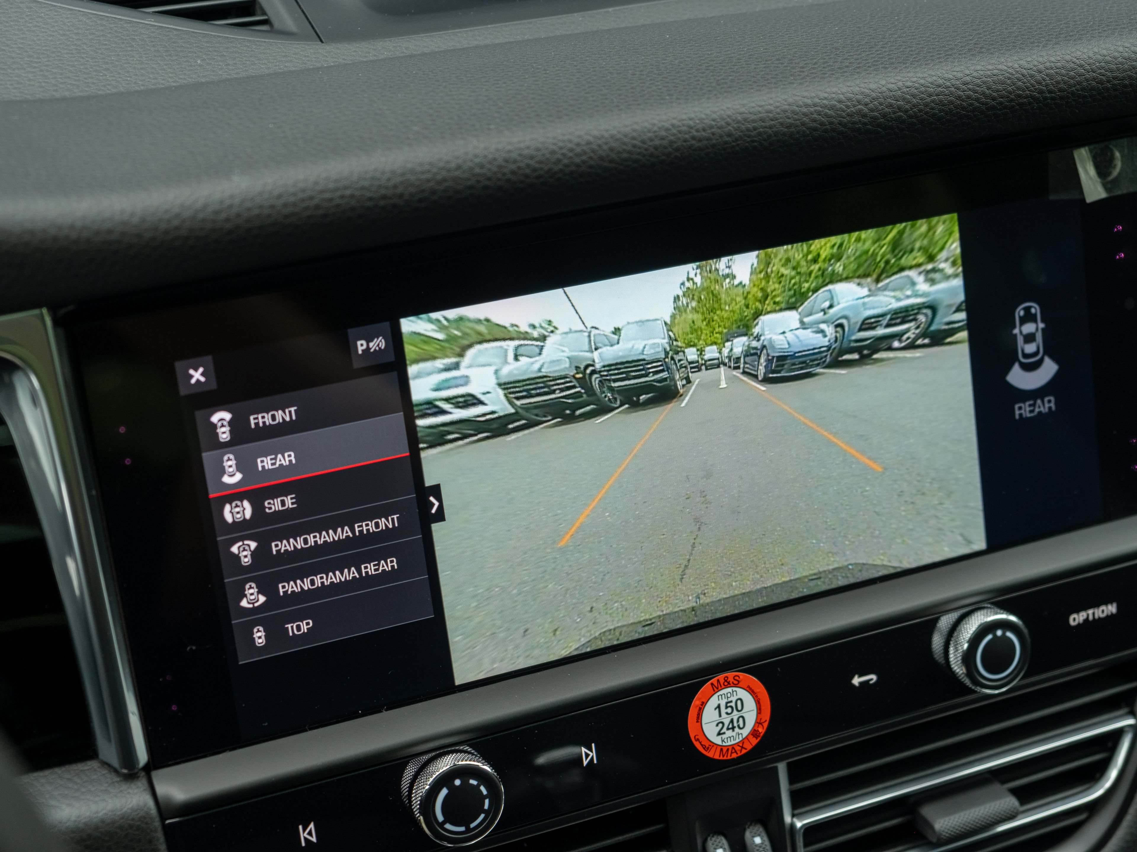Certified 2025 Porsche Macan S AWD/4WD image 30