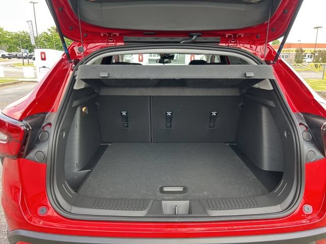 New 2026 Chevrolet Trax LT w/ Midnight Edition FWD image 27