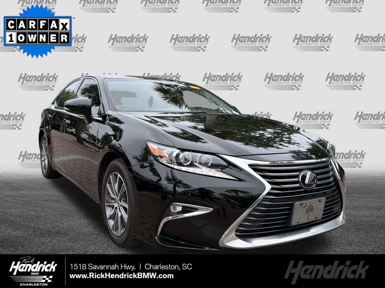 Used 2017 Lexus ES 300h w/ Luxury Package
