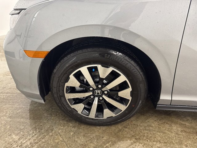 New 2026 Honda Odyssey EX-L image 9