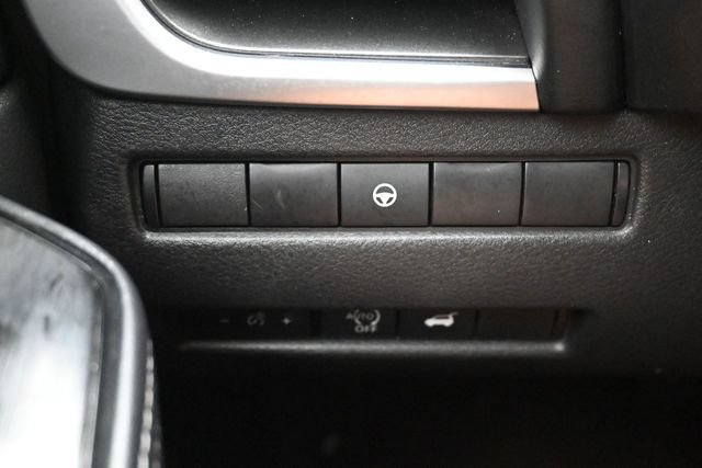 Used 2026 Nissan Rogue Dark Armor FWD image 14