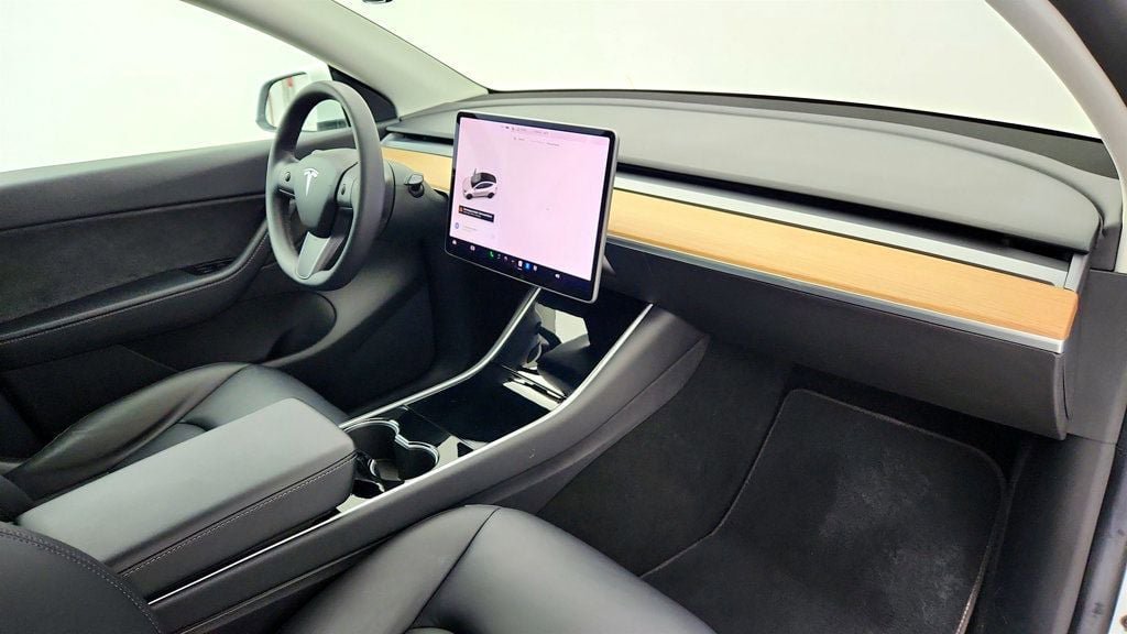 Used 2020 Tesla Model Y Long Range AWD/4WD image 28