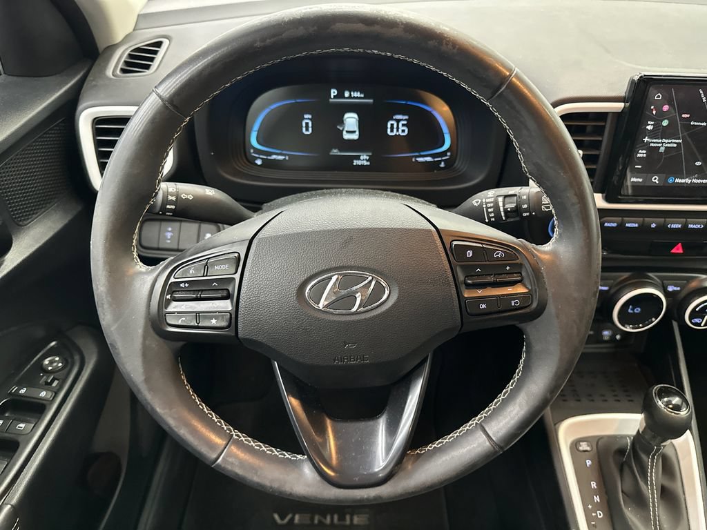 Used 2023 Hyundai Venue Limited w/ Cargo Package FWD image 23