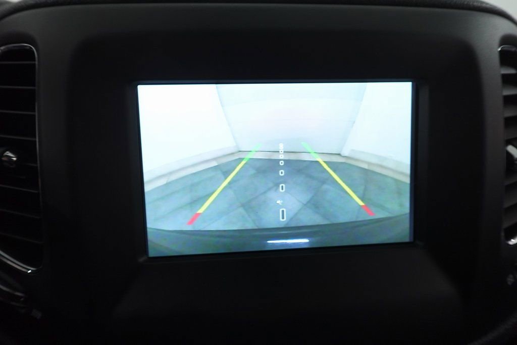 Used 2019 Jeep Compass Latitude image 17