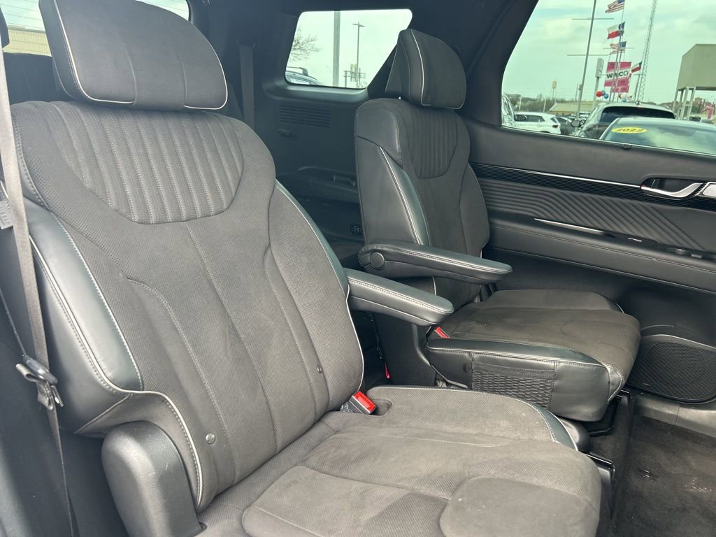 Used 2024 Hyundai Palisade Calligraphy image 32