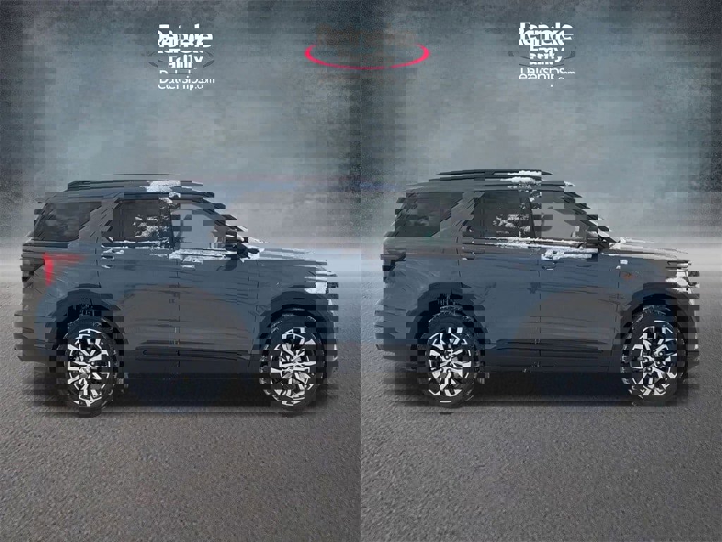 New 2026 Ford Explorer ST-Line image 4