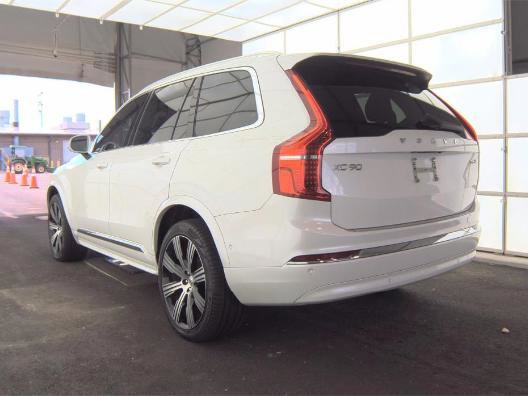 Used 2023 Volvo XC90 B6 Ultimate w/ Protection Package Premier AWD/4WD image 4