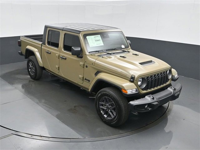 New 2025 Jeep Gladiator Sport image 43