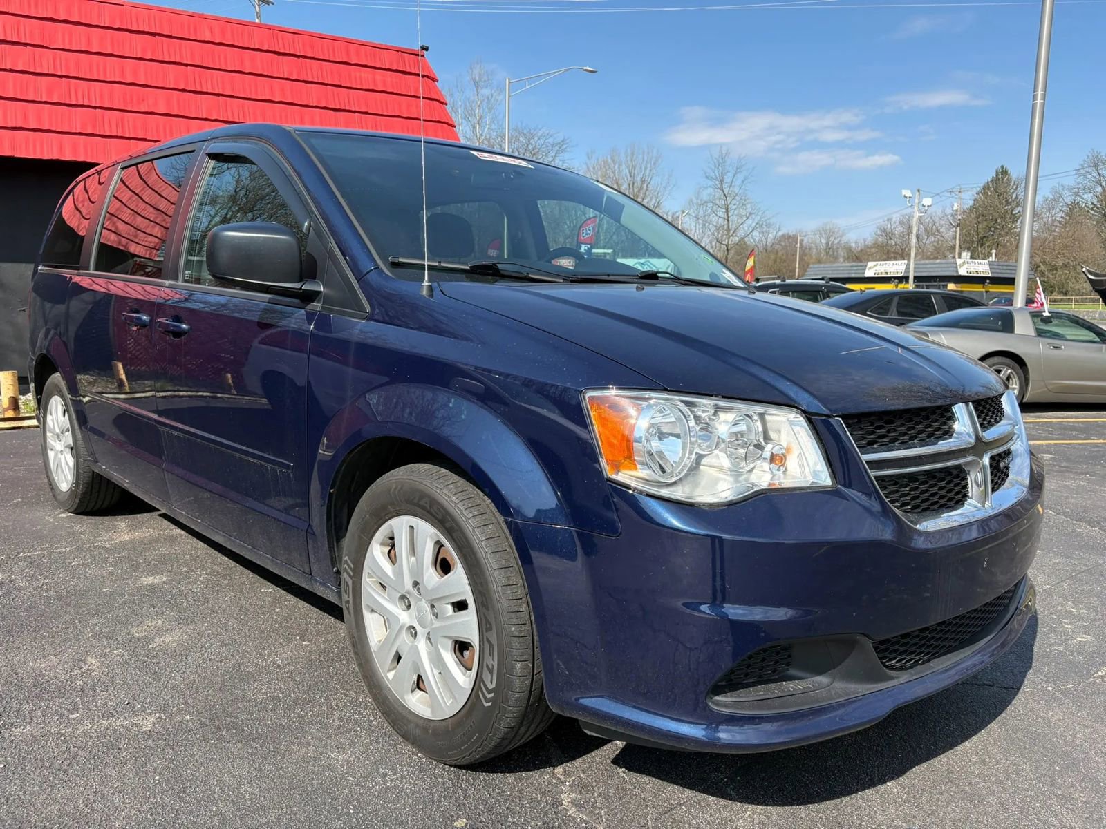 Used 2015 Dodge Grand Caravan SE w/ Quick Order Package 29E SE image 1
