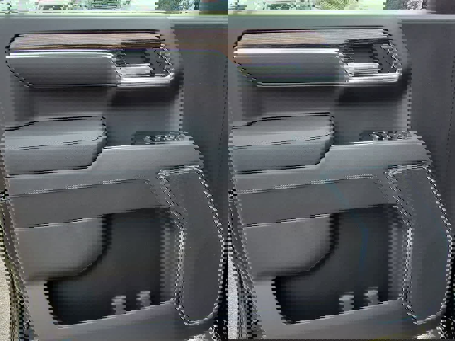 New 2026 GMC Sierra 1500 Elevation image 9