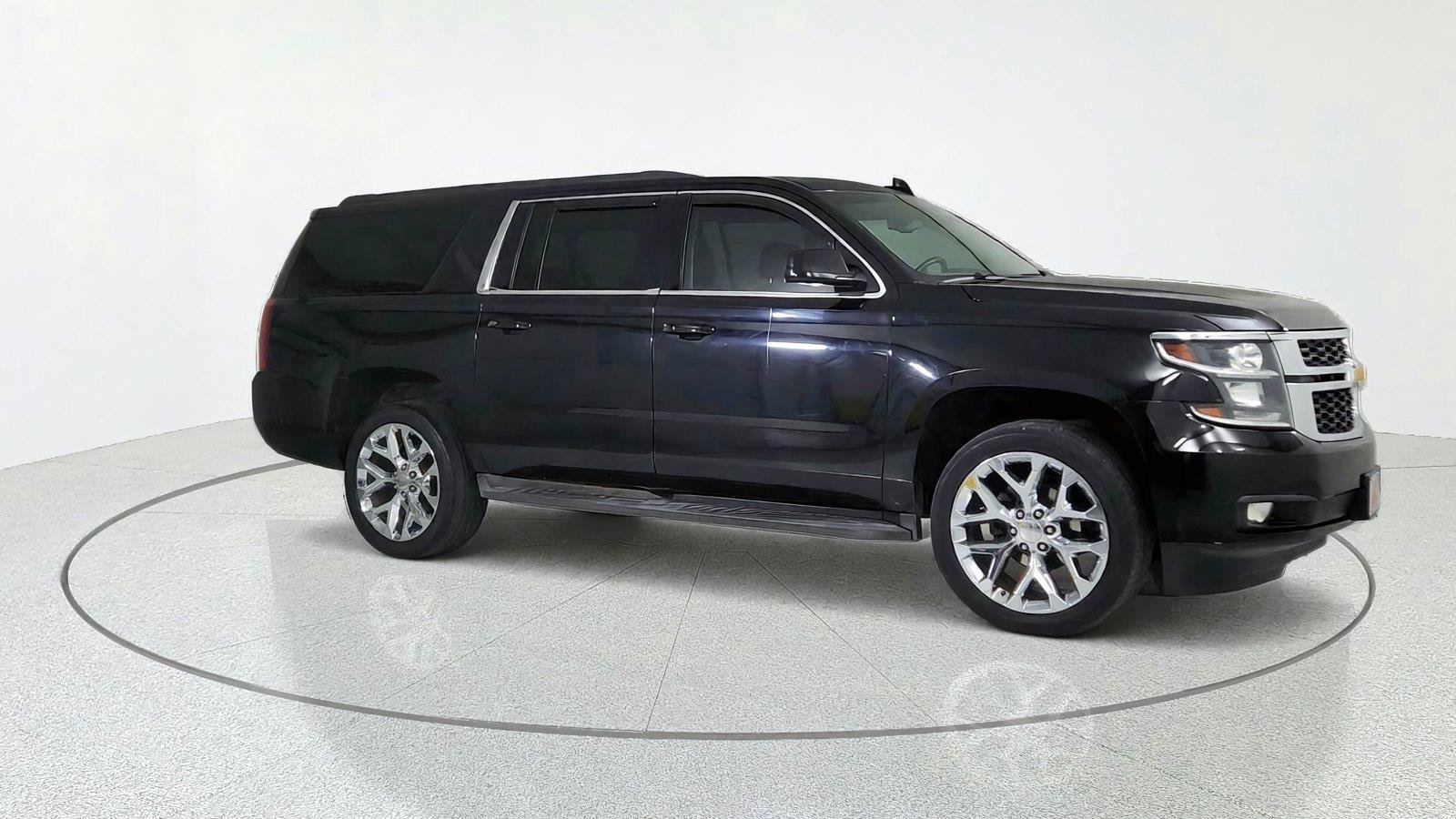 Used 2016 Chevrolet Suburban LT AWD/4WD image 8