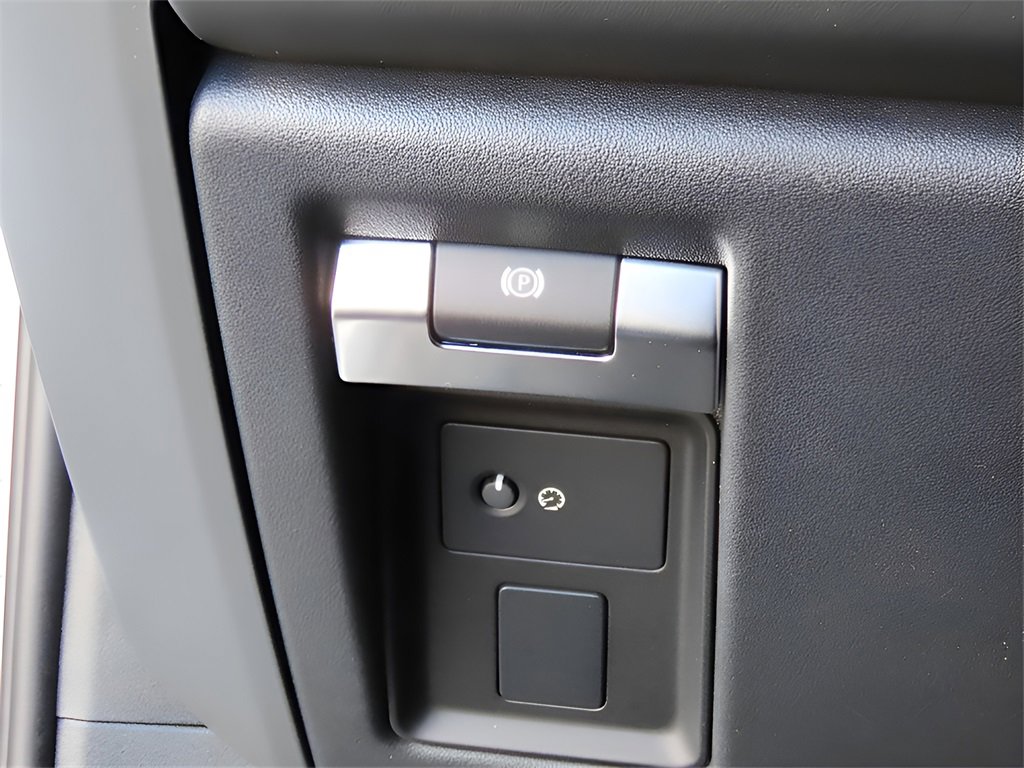 New 2025 Land Rover Defender 90 S image 44