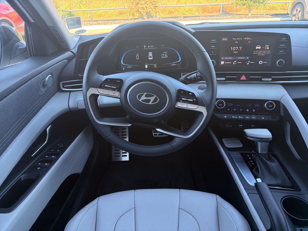 New 2026 Hyundai Elantra SEL Sport FWD image 21