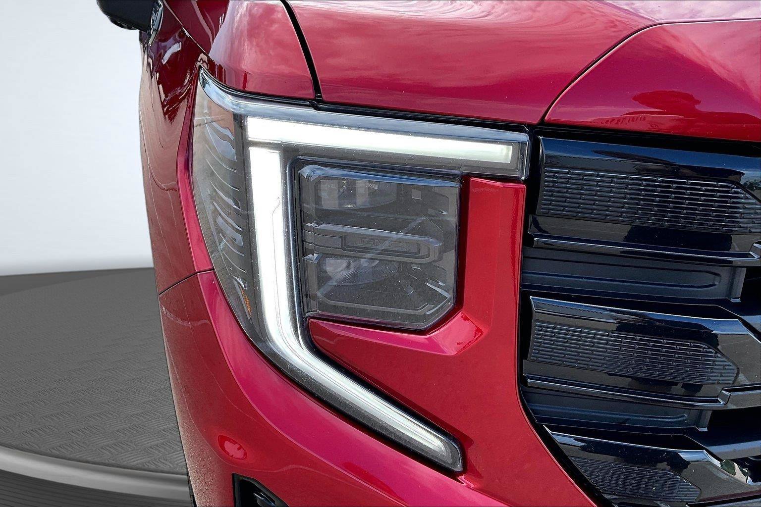 Used 2022 GMC Sierra 1500 Elevation w/ Preferred Package AWD/4WD image 31
