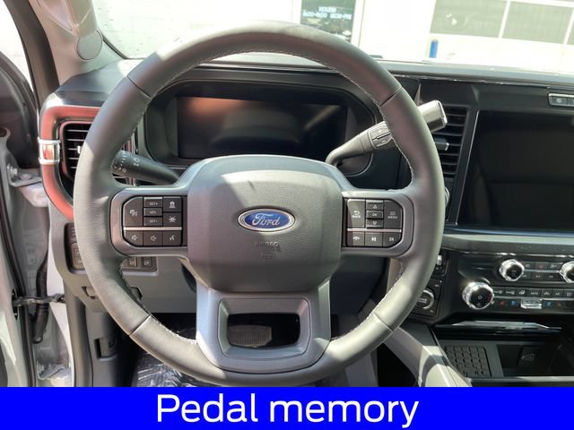 New 2026 Ford F350 Lariat w/ Black Appearance Package AWD/4WD image 20