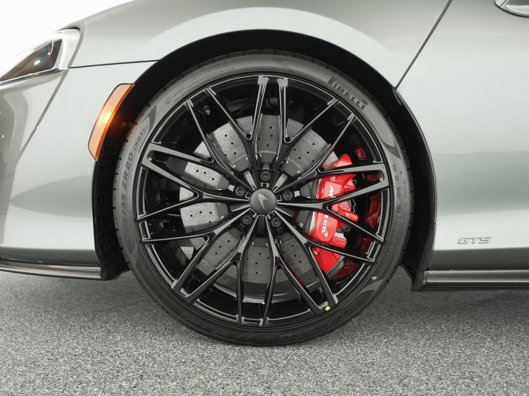 New 2026 McLaren GTS RWD image 29