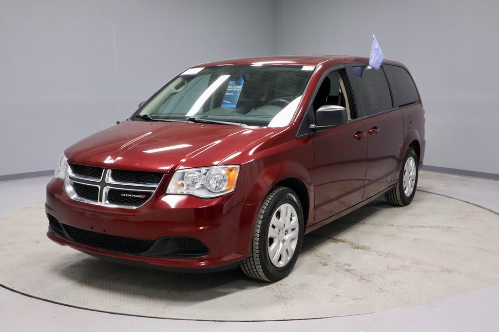 Used 2018 Dodge Grand Caravan SE w/ UConnect Hands-Free Group image 6
