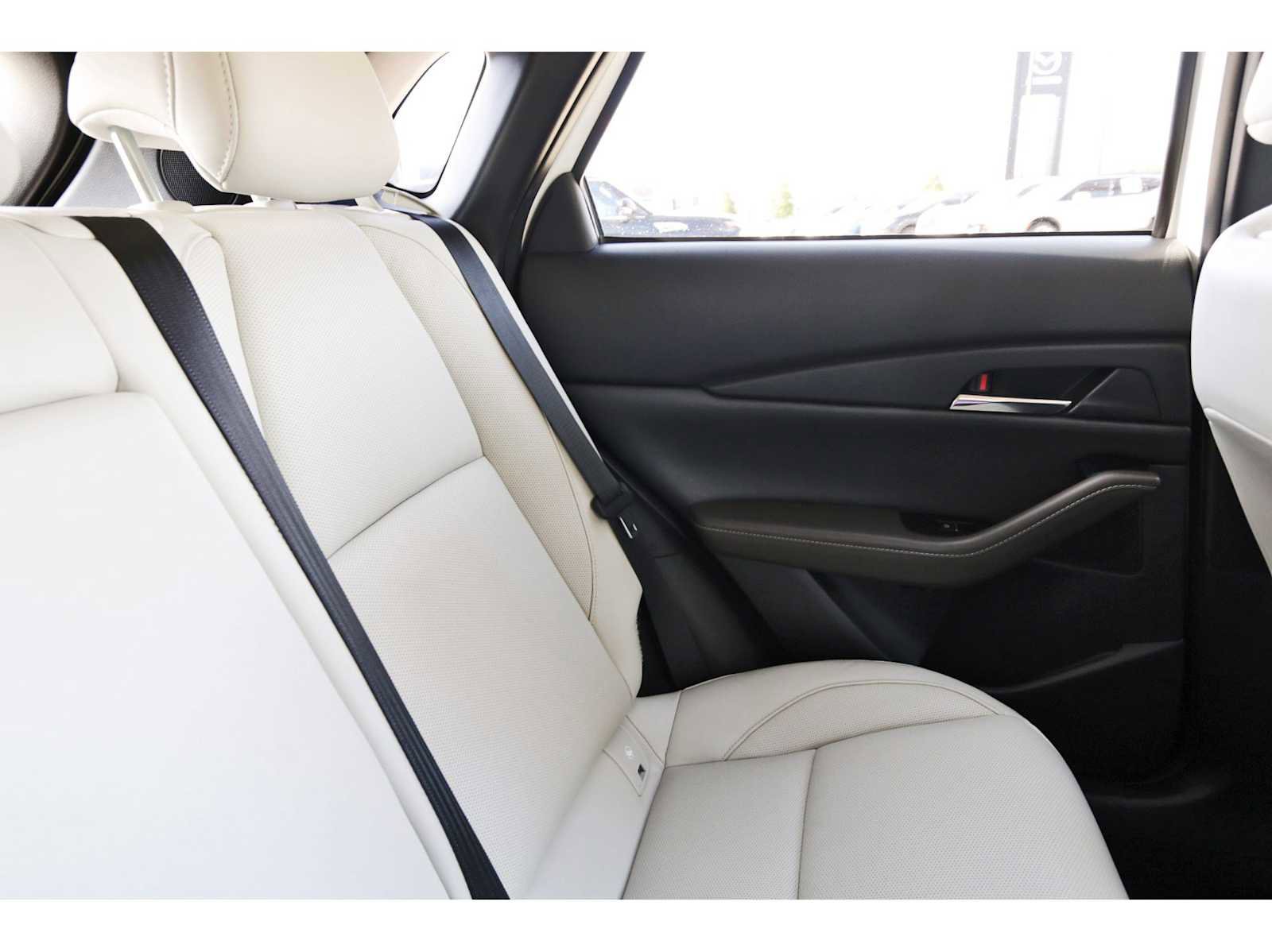 Used 2024 MAZDA CX-30 2.5 Turbo w/ Premium Package image 10