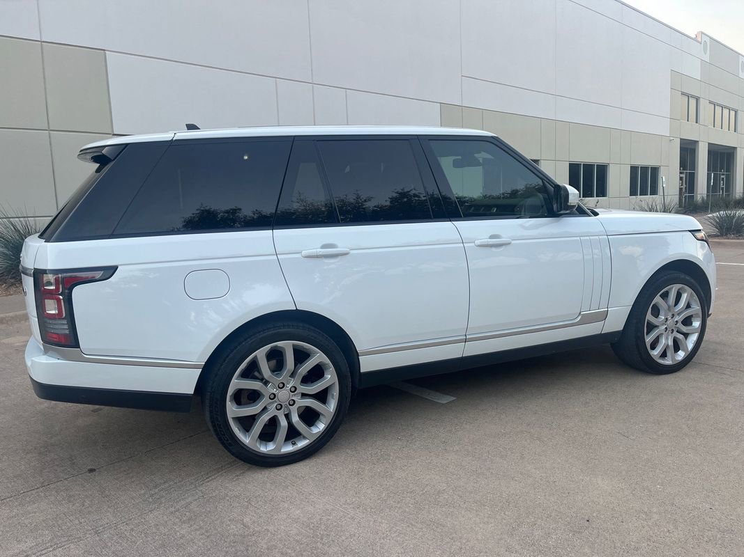 Used 2015 Land Rover Range Rover Supercharged image 10