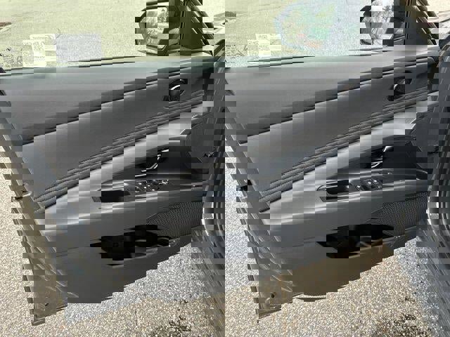 Used 2025 Hyundai Elantra Sport image 41