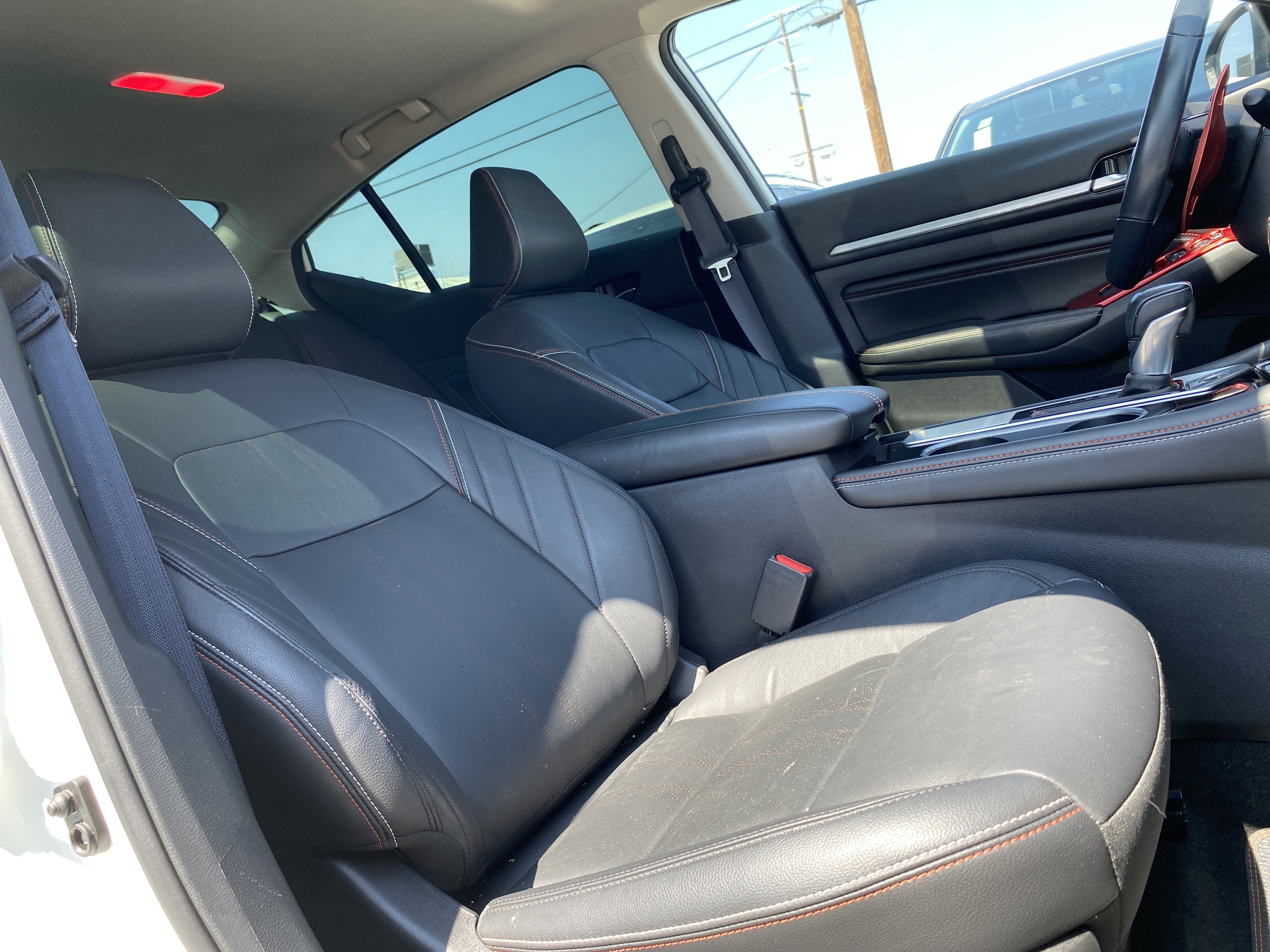 Used 2023 Nissan Altima 2.5 SR w/ SR Premium Package image 20