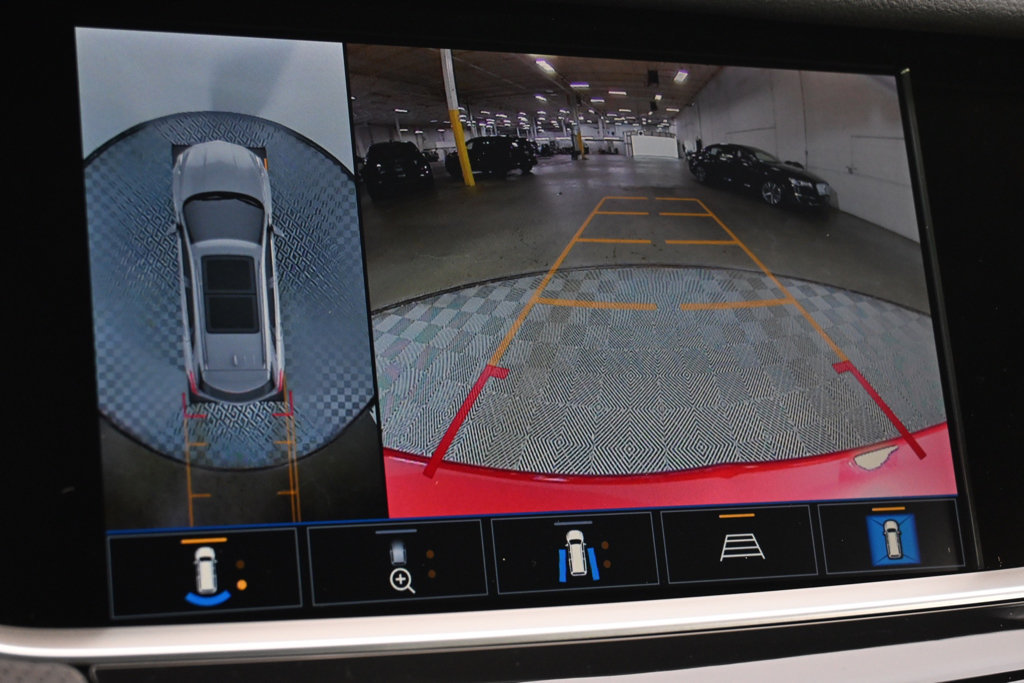 New 2026 Cadillac XT5 Premium Luxury w/ LPO, Floor Liner Package AWD/4WD image 29