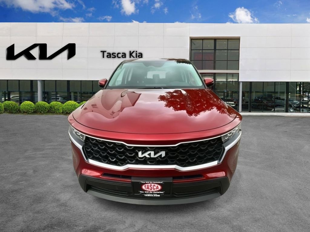 Used 2023 Kia Sorento LX image 5