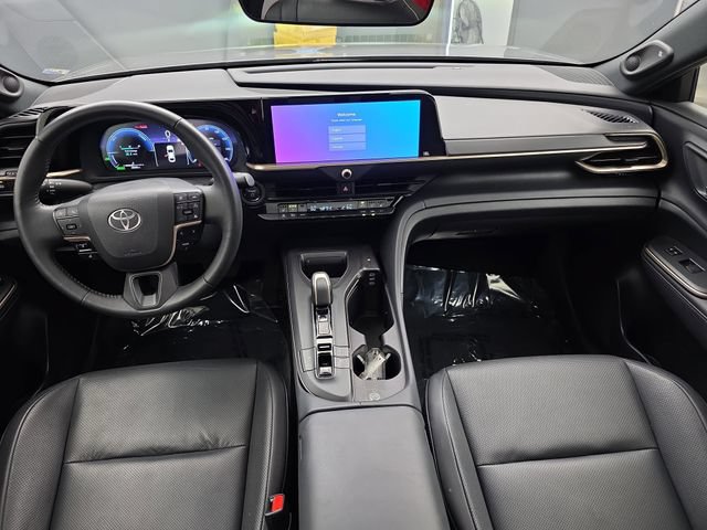 Used 2023 Toyota Crown AWD/4WD image 21