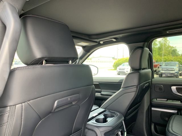 New 2025 Ford Expedition Max Platinum w/ Stealth Performance Package image 18