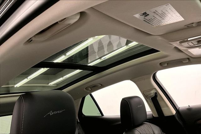 Used 2023 Buick Envision Avenir image 20