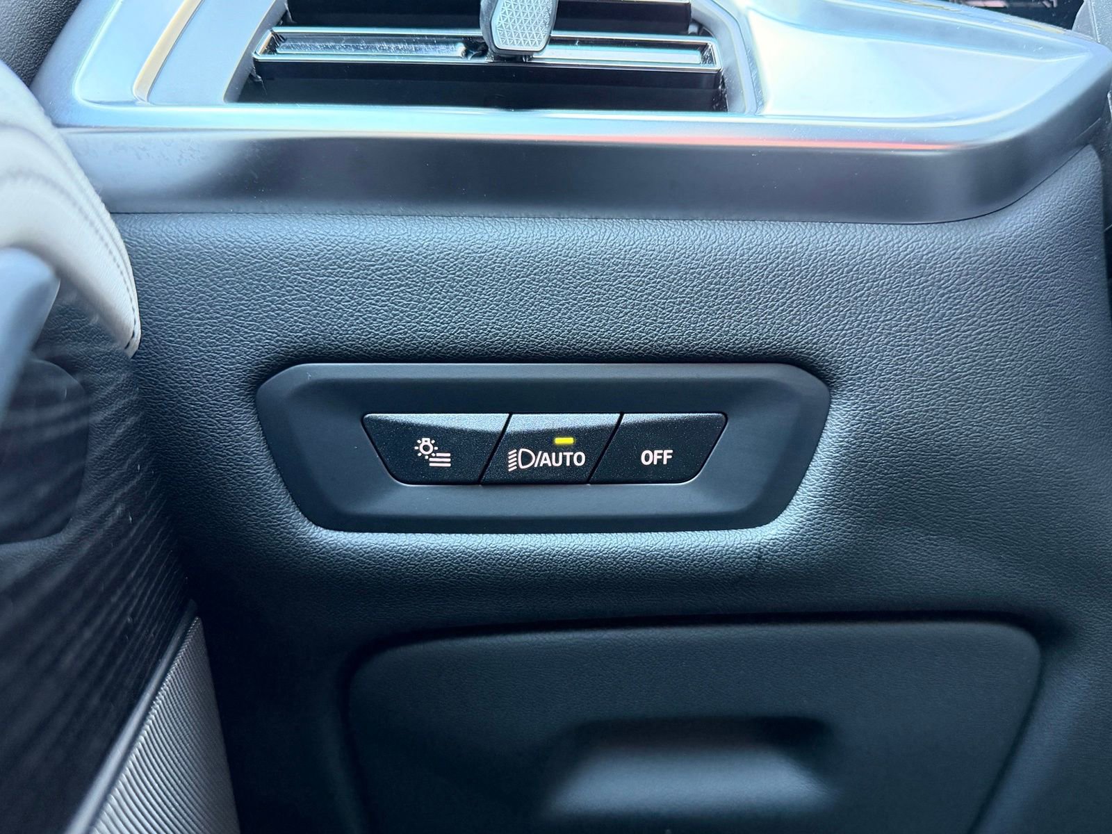 Certified 2025 BMW X5 M60i AWD/4WD image 23