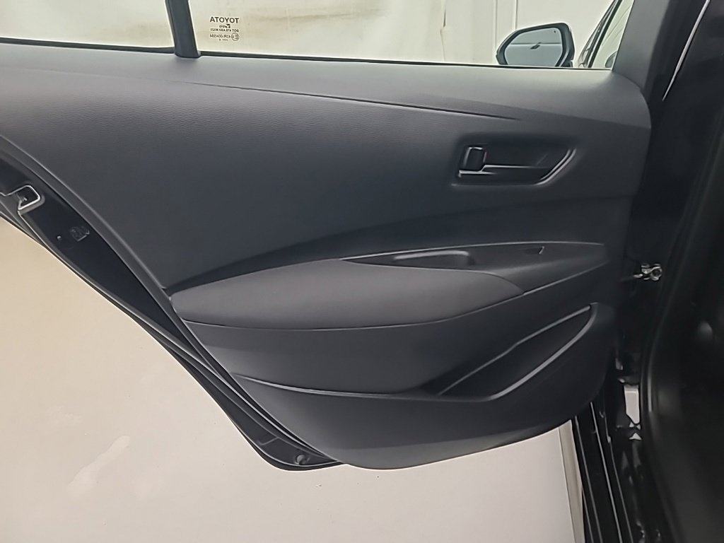 Used 2025 Toyota Corolla LE FWD image 20