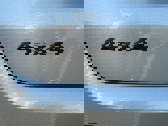 New 2026 Jeep Compass Limited w/ Sun, Sound & Navigation Group image 11