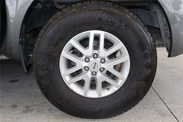 Used 2019 Nissan Frontier SV image 33