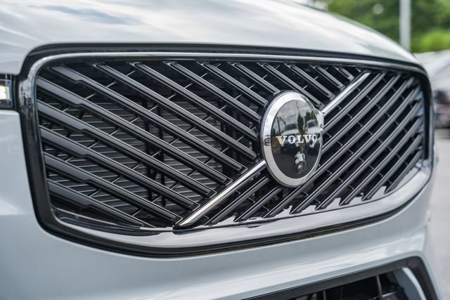 New 2026 Volvo XC60 B5 Ultra w/ Protection Package Premier AWD/4WD image 12