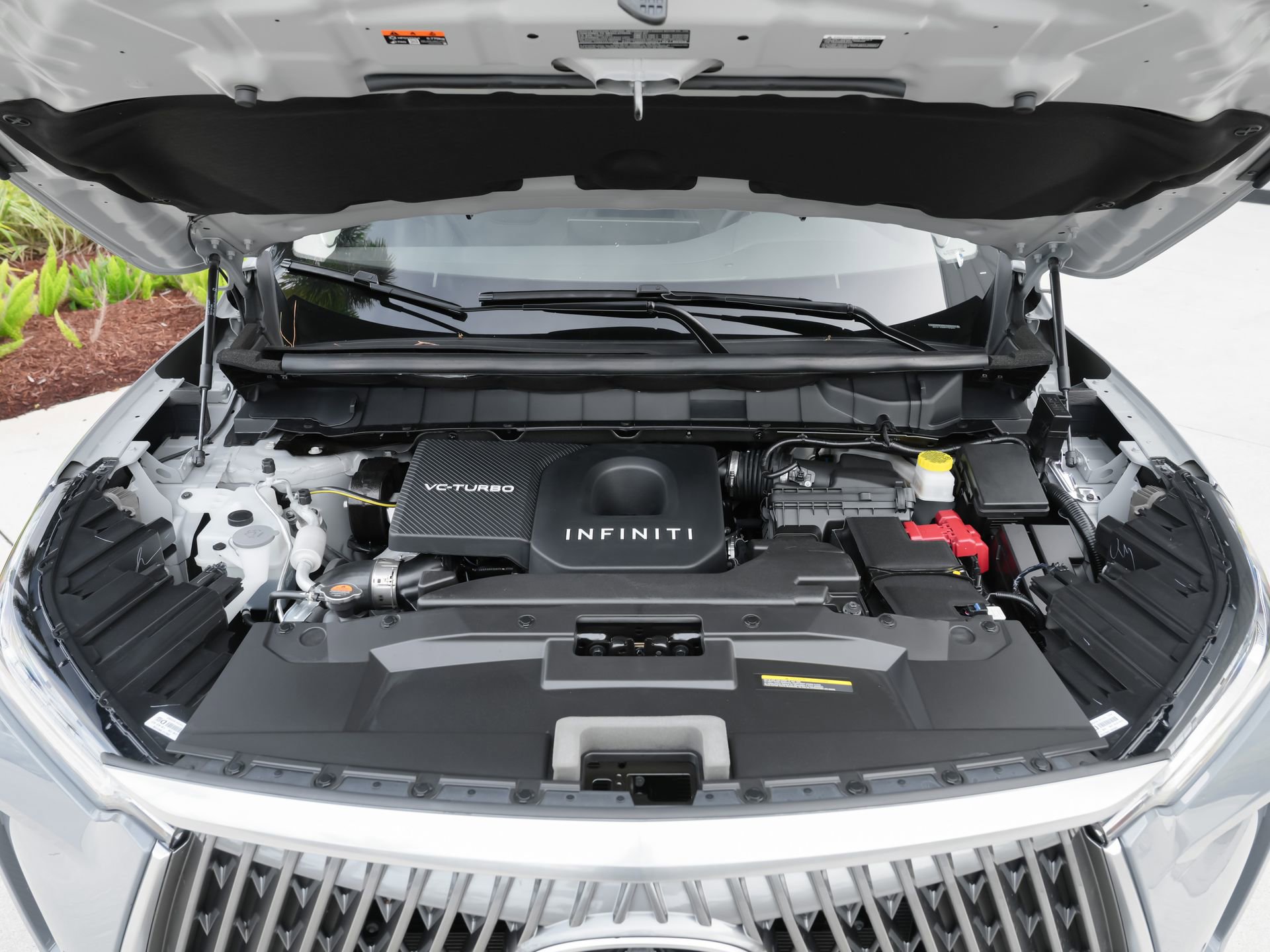 Certified 2026 INFINITI QX60 Luxe w/ Cargo Package FWD image 44