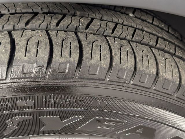 Used 2023 Honda CR-V EX-L image 9