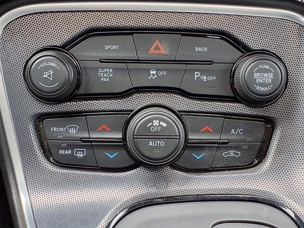 Used 2016 Dodge Challenger R/T Scat Pack w/ Leather Interior Group image 20