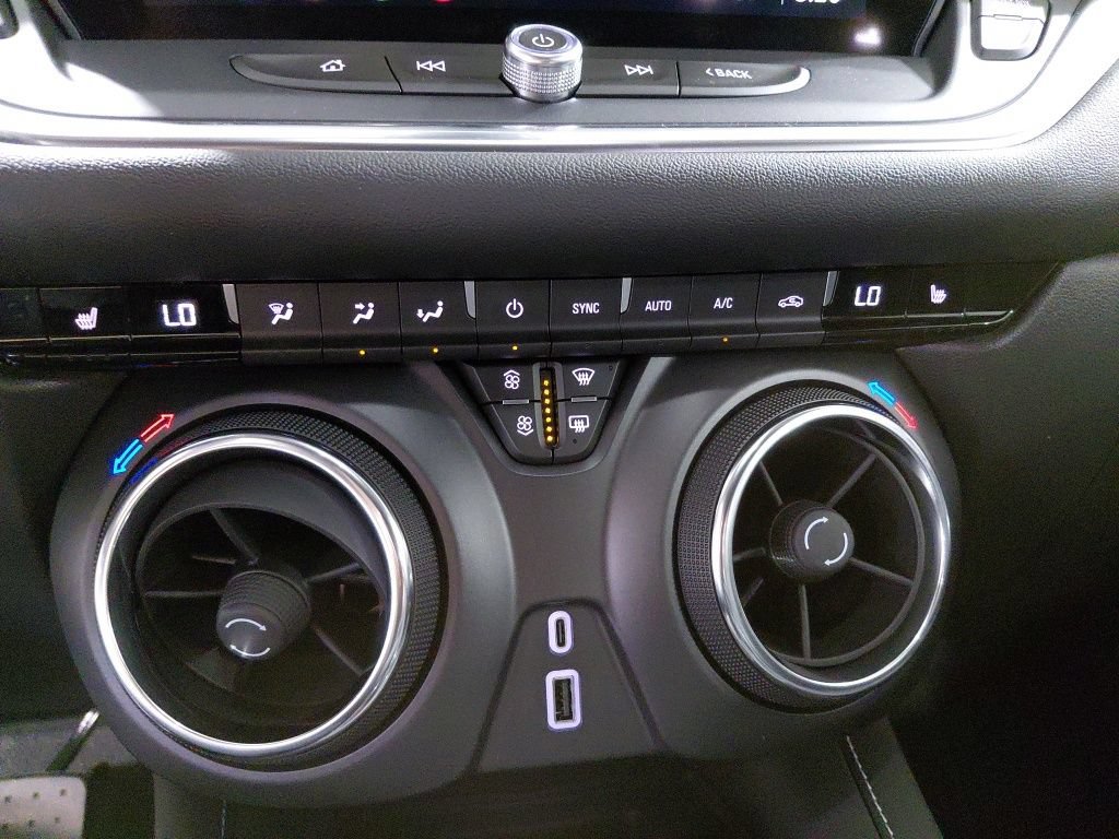 New 2026 Chevrolet Blazer LT w/ Sound & Technology Package AWD/4WD image 26