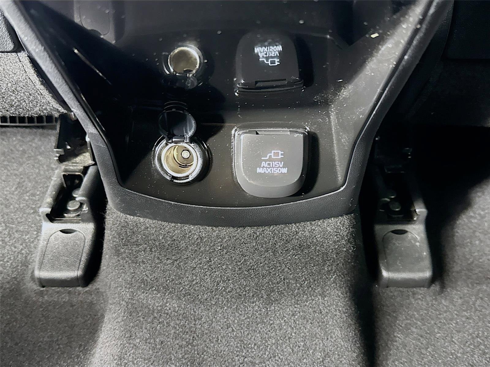 Certified 2025 Kia Sorento SX Prestige AWD/4WD image 28