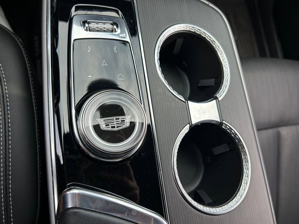 Used 2024 Cadillac Lyriq Luxury w/ LPO, Floor Liner Package image 32