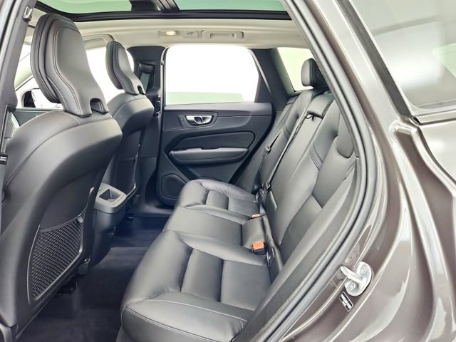 New 2025 Volvo XC60 B5 Core w/ Protection Package Premier image 30