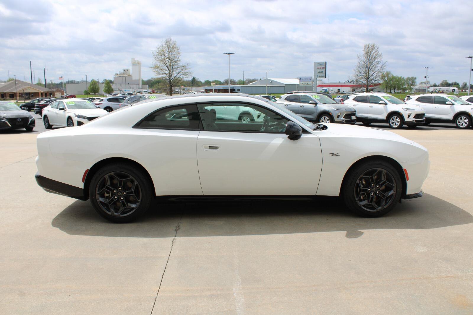 New 2026 Dodge Charger R/T w/ Blacktop Package AWD/4WD image 6