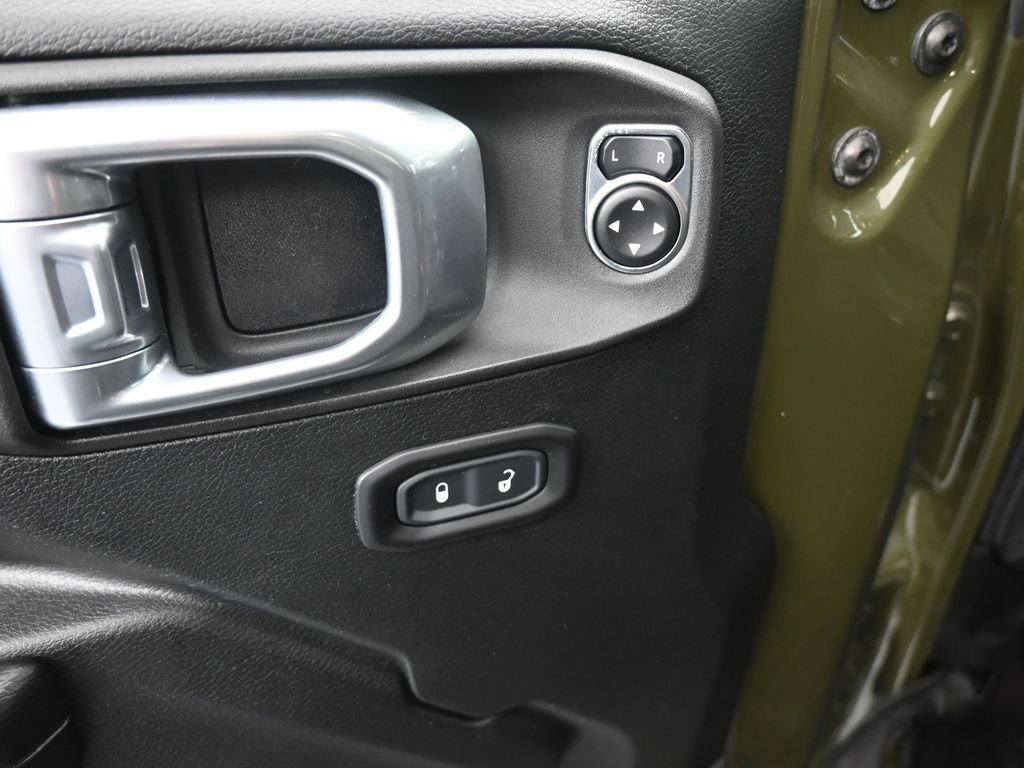 Used 2021 Jeep Wrangler Unlimited Sport image 13