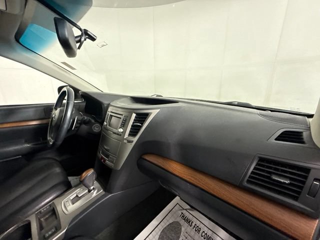 Used 2013 Subaru Outback 2.5i Limited w/ Moonroof Pkg AWD/4WD image 21
