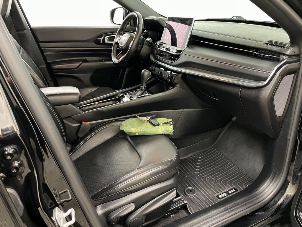 Used 2022 Jeep Compass High Altitude image 37